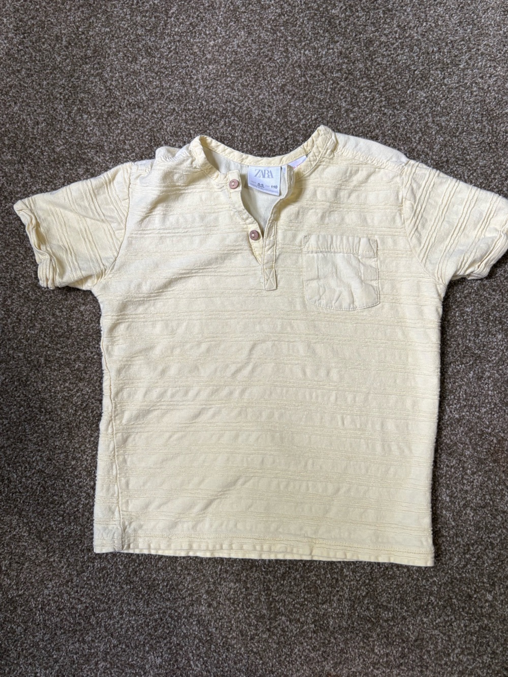 ZARA Pale Yellow Short-Sleeve Henley Tee with Pocket